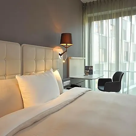 Hotel Martin's Louvain-la-neuve 3*